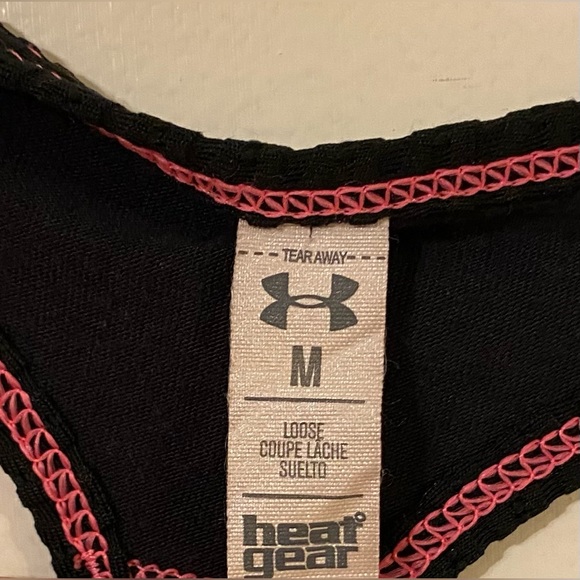 Workout top. Size Medium - Picture 2 of 7